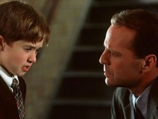 ‘The Sixth Sense’ turns 25. Here’s a list of M. Night Shyamalan’s freak movie endings, from ridiculous to incredible