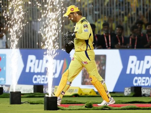 MS Dhoni to RETIRE From IPL if CSK Lose to RCB in Bangalore?
