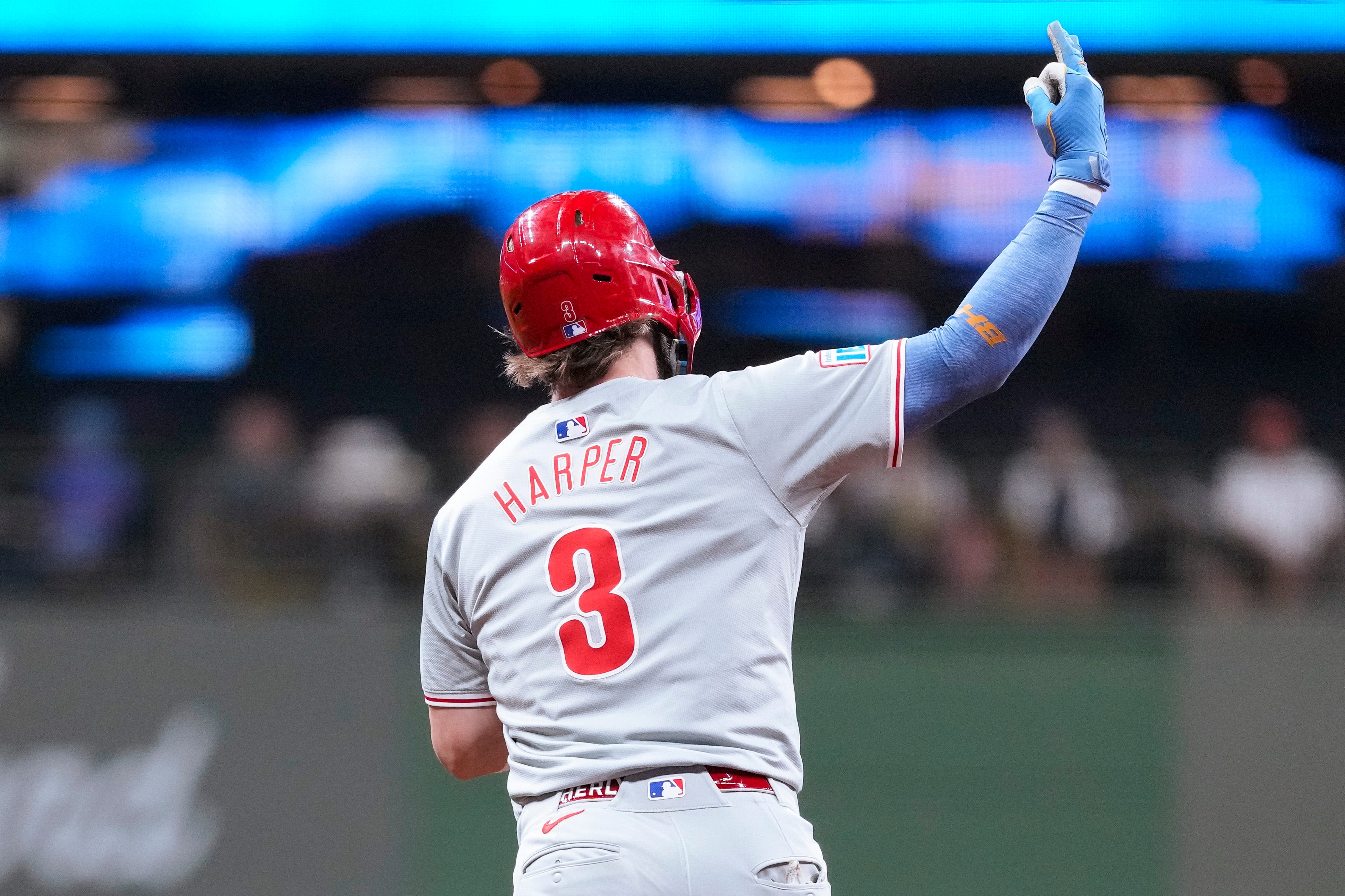 Can the Phillies clinch Red October vs. the Brewers? What's Philadelphia's magic number