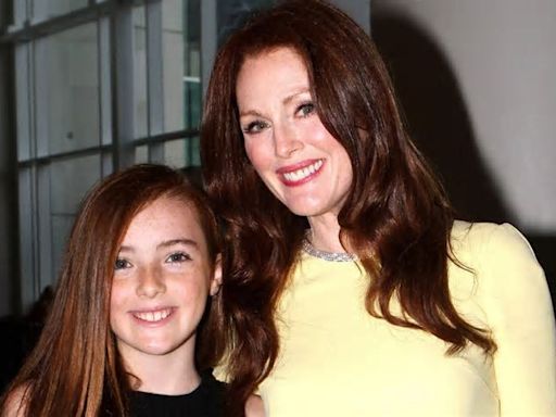 Julianne Moore: So tickt ihre Tochter Liv Freundlich