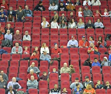 Deuda de Save Mart Center crecerá estos 2 años. ¿Lo pagarán alumnos de Fresno State?