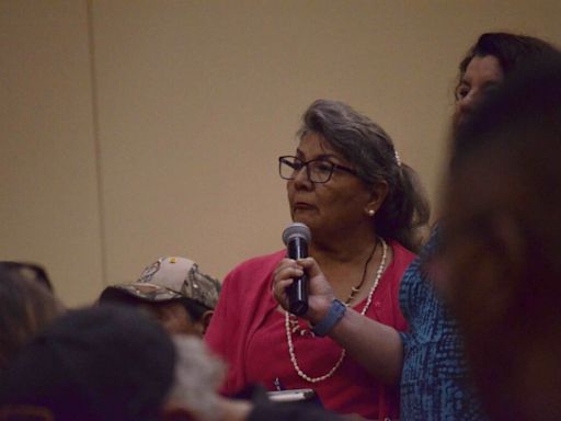 Dozens of Doña Ana Co. residents speak up at late night public safety town hall