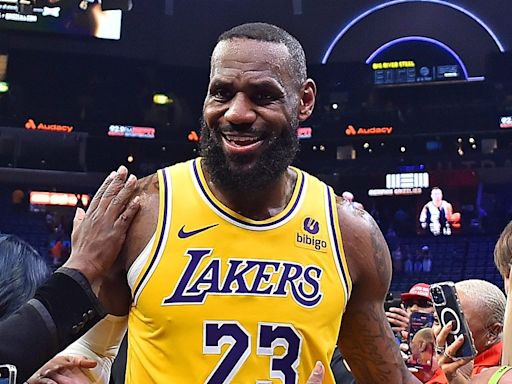 LeBron James Expected to Return to Lakers: Report