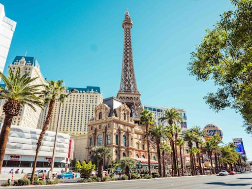 How to Plan a Trip to Las Vegas on a Budget, According to a Travel Expert