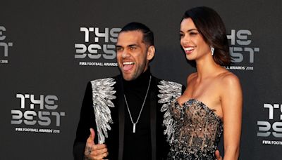 Joana Sanz felicita a Dani Alves con una impactante fotografía: "Feliz vuelta al sol. Te amo"