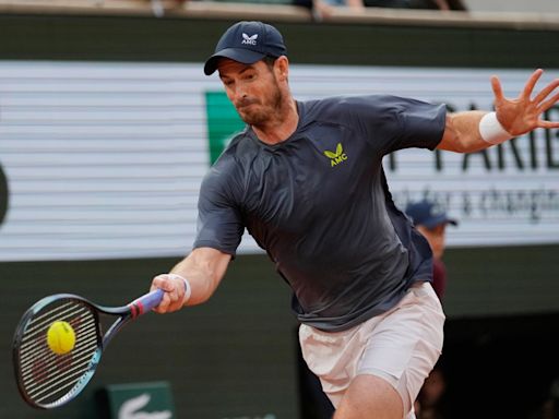 Andy Murray v Stan Wawrinka LIVE: French Open first round latest scores and updates