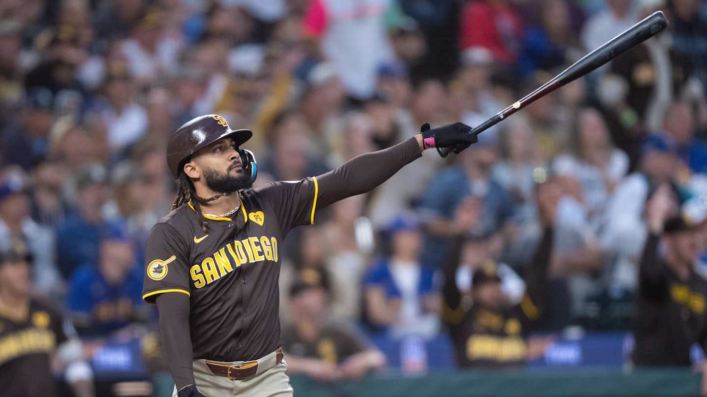 Padres All-Star Thwarts Perfect Game With His Bat, Home Run With His Glove