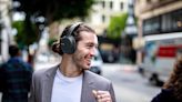 These AI headphones can listen to a single person in the middle of a noisy crowd