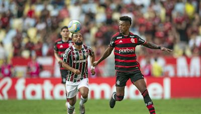 Bruno Henrique preocupa Flamengo após sofrer entorse no tornozelo, e passará por exames