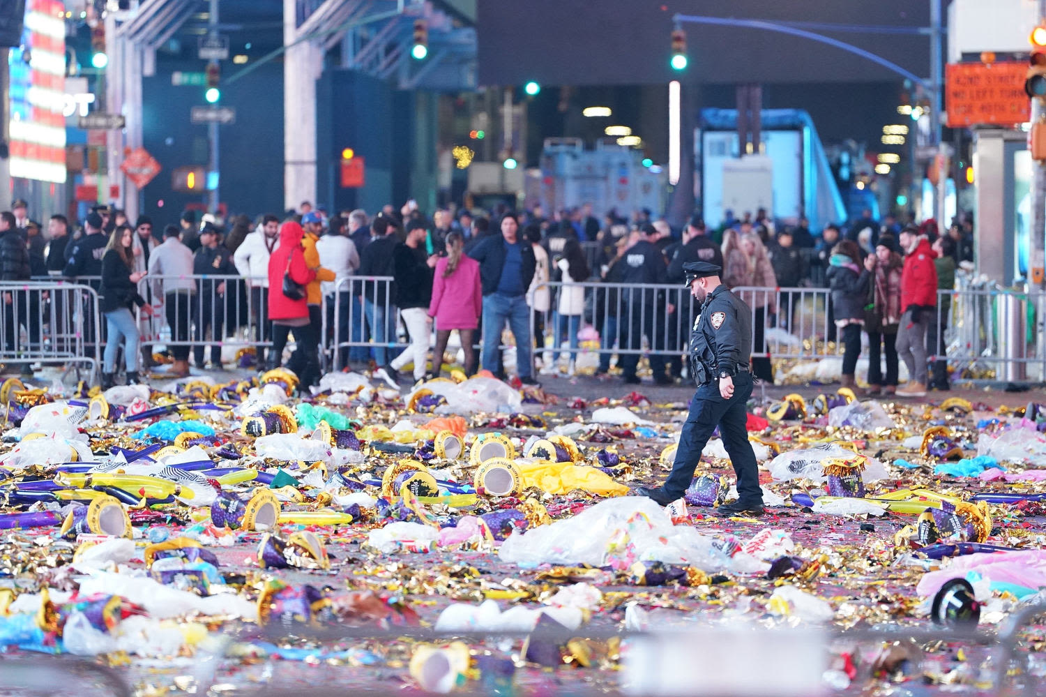 Maine man sentenced to 27 years in machete attack on NYPD officers in Times Square