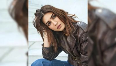 Kriti Sanon Trolled For Smoking Pic, Her Mother's Old Post About Her Being "Anti-Smoking" Goes Viral