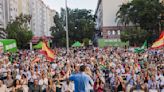 Los asistentes al acto de Abascal en Sevilla: "Los españoles trabajamos para los de fuera"