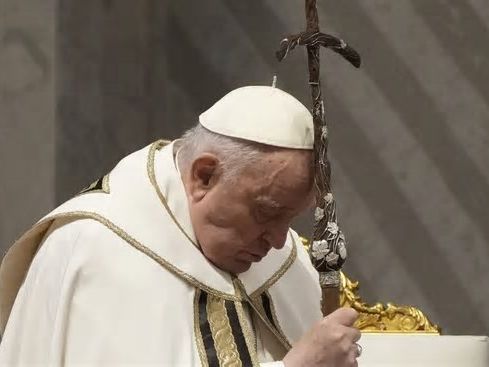 Papst Franziskus beginnt die wichtigsten Tage im Kirchenjahr