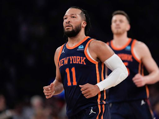 Jalen Brunson starts for New York Knicks despite injured right foot