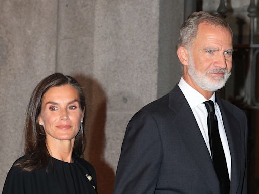 Los reyes Felipe y Letizia vuelven a coincidir con don Juan Carlos en un funeral en menos de 24 horas