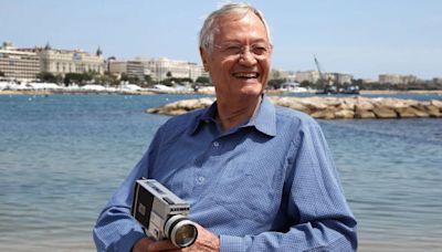 Roger Corman, Trailblazing Indie Film Producer, Dies at 98