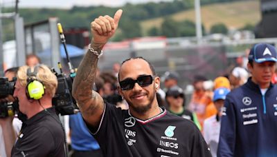 F1-Hamilton critica Verstappen:"Tem de agir como campeão mundial"