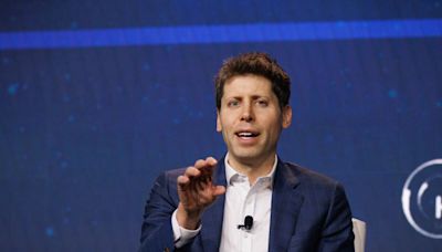 Apple Made Once-Unlikely Deal With Sam Altman to Catch Up in AI