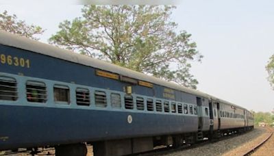 'Improper chaining of middle berth': Southern Railway on death of 60-year-old in Millennium Express - CNBC TV18