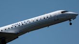 United Airlines plane forced to land due to a cracked windshield