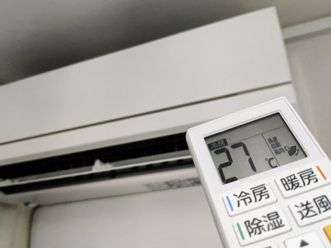 冷氣換變頻，電費竟飆1萬9「變貧」！變頻冷氣一定省？台電來解答