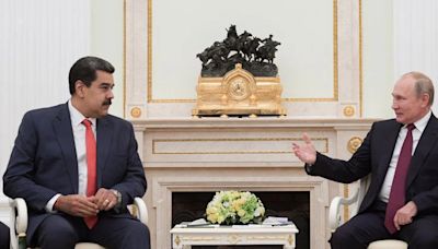 Vladimir Putin invitó a Nicolás Maduro a la próxima cumbre de los BRICS