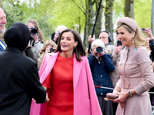 Las reinas Letizia y Máxima disfrutan de un coloquio con la película 'Campeonex' como protagonista