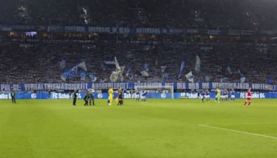 Schalke – Düsseldorf: Ultras platzt der Kragen – deutliche Kritik nach XXL-Fahndung