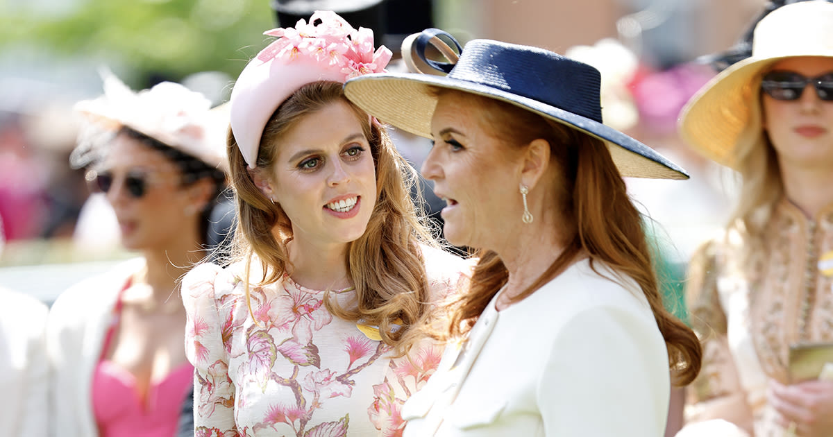 Sarah Ferguson Looked Unspeakably Chic in This White & Navy Look at Royal Ascot