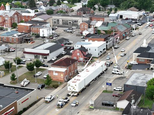 Third of four extra-large super loads to move to central Ohio