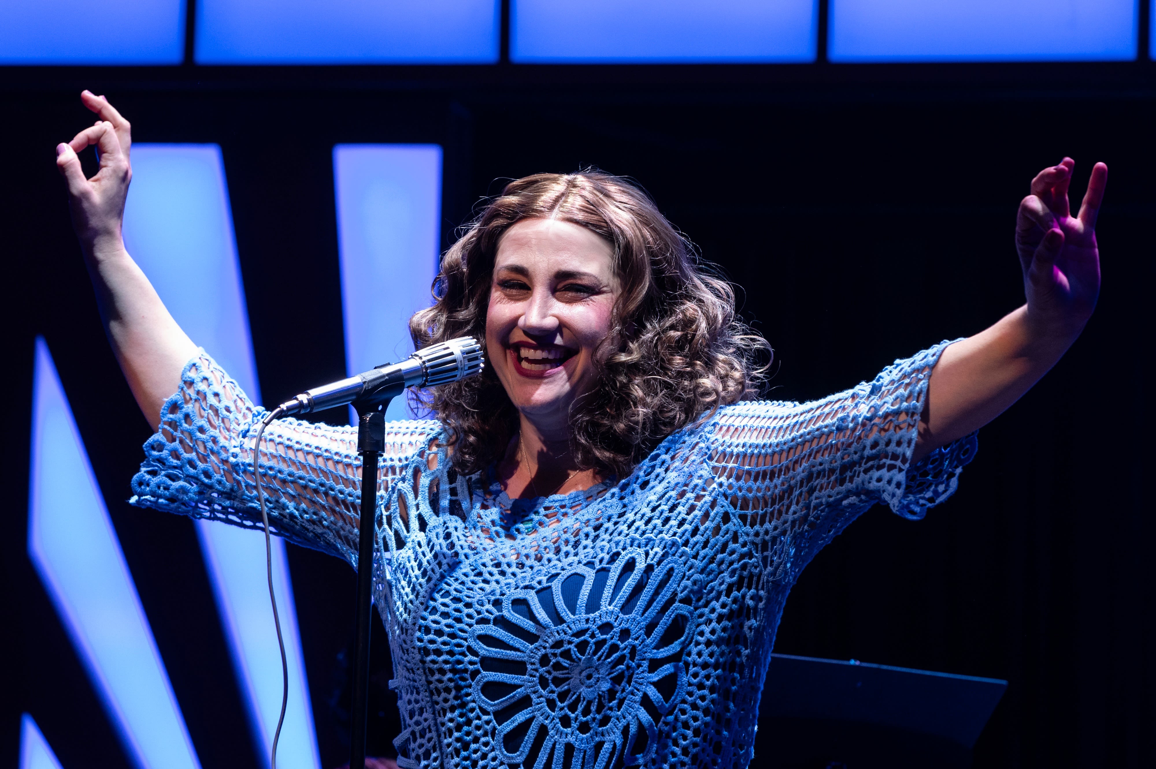 Review | Carole King musical is enjoyable, if not earth-moving
