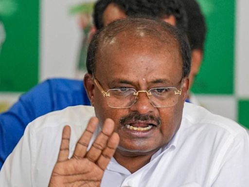 Union Minister Kumaraswamy Booked for Extortion, Criminal Intimidation - News18