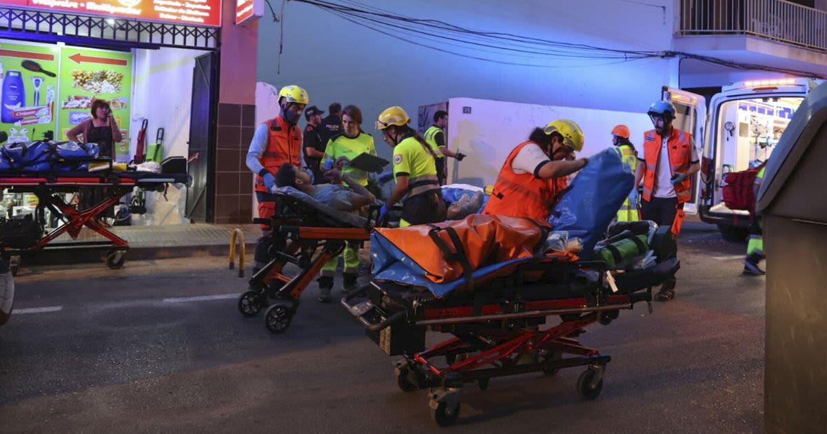 The collapse of a building on Spain’s Mallorca island leaves 4 people dead, officials say