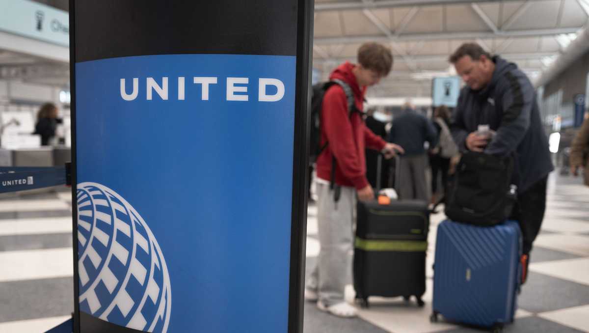 United flight aborts takeoff after plane's engine catches fire at Chicago O'Hare airport