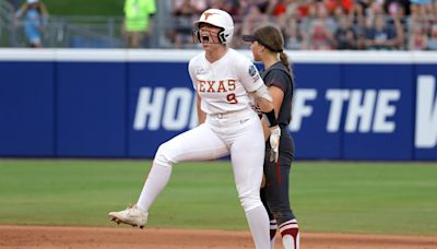 Live updates: Texas softball vs Oklahoma score, highlights in Game 1 of their WCWS finals