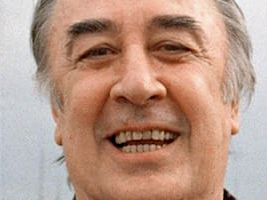 Adolfo Aristarain fue condecorado con la Medalla de Oro del cine español