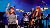 For Naomi Judd's family, tour is a chance to grieve, reflect