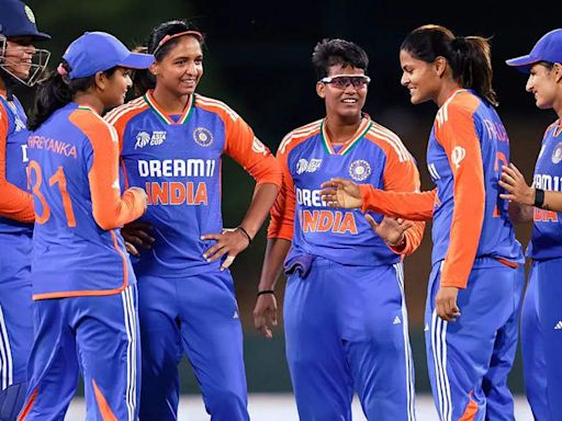 We want to keep playing fearless cricket, says Harmanpreet Kaur after resounding win over Pakistan in women's Asia Cup | Cricket News - Times of India