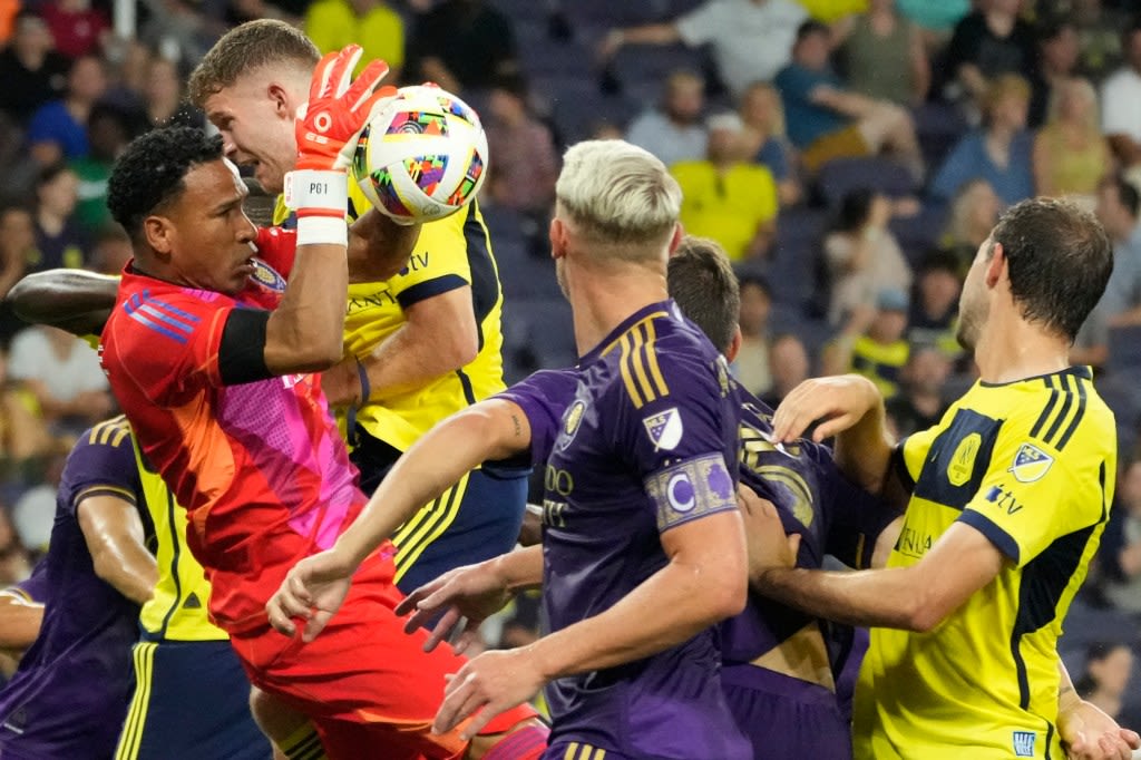 César Araújo and Ramiro Enrique each score as Orlando City continues rolling at Nashville