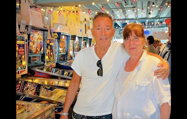 Bruce Springsteen spotted at beloved New Jersey retro attraction