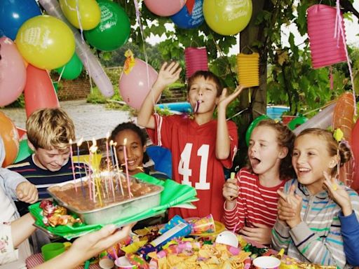 Mum outraged as she's asked to pay £42 fee for kids to attend birthday party