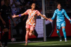 Battle of the unbeatens as Orlando Pride takes on Kansas City Current Saturday