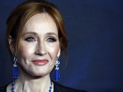 JK Rowling se arrepiente de no haberse pronunciado antes sobre los derechos de las personas trans