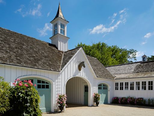 What Is a Cupola? This Exterior Feature Goes Beyond Just Decoration