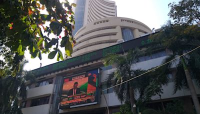 Sensex, Nifty reach fresh all-time high levels in early trade