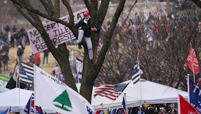 Alito’s House Reportedly Flew ‘Appeal To Heaven’ Flag Used By Jan. 6 Rioters—Adding To Upside-Down Flag Controversy