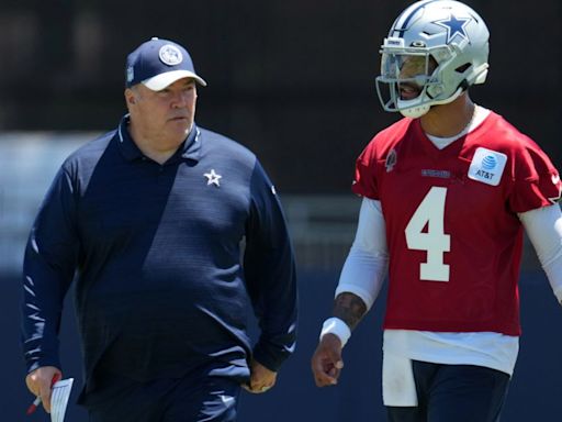 Dak Prescott Reveals New View of 'Texas Coast Offense'