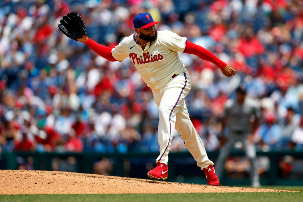 Phillies blow 3-run lead, waste Schwarber's big day in another series loss