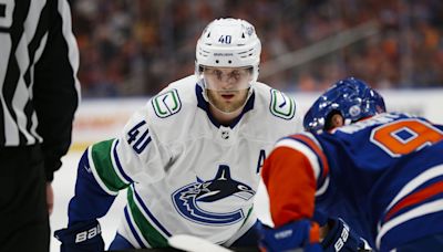 Canucks Fans Throw Garbage to Ice After Confusing Penalty Call