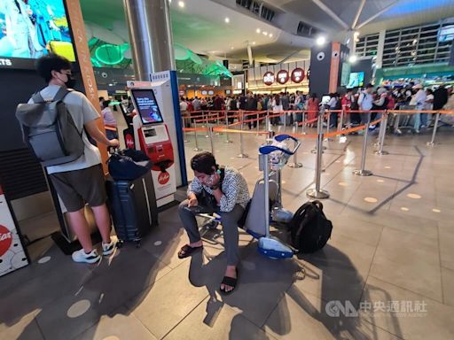 微軟全球大當機 大馬機場櫃檯大排長龍